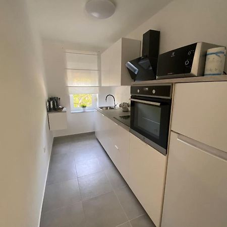 Apartman Eni Rijeka Apartment ภายนอก รูปภาพ